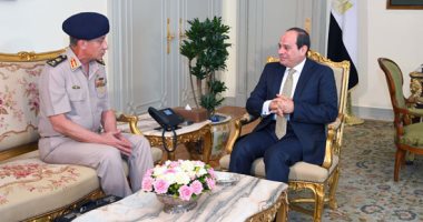الرئيس السيسي يستقبل الفريق محمد زكى وزير الدفاع