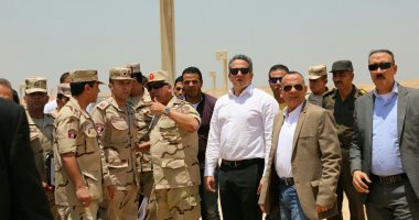 وزير الآثار ورئيس الهيئة الهندسية للقوات المسلحة يتفقدان المتحف الكبير