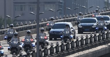 بعد قمة ترامب.. زعيم كوريا الشمالية يواصل الانفتاح على العالم.. كيم يجرى خامس جولة فى أقل من 3 أشهر.. زيارة ثالثة لبكين لتأكيد النوايا الحسنة.. وتقارير: مغادرة القوات الأمريكية شبه الجزيرة الكورية انتصارا للصين
