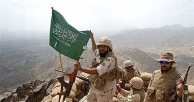 القوات المسلحة اليمنية: الجيش الوطنى يدمر تجمعات الحوثيين فى جبهة نهم "فيديو"