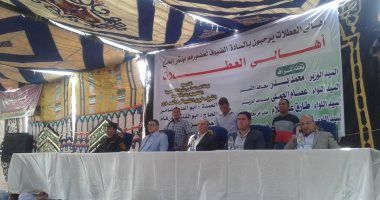 صور.. مساعد وزير الداخلية ومدير الأمن ينهيان خصومة ثأرية بين أولاد عمومة