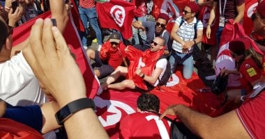 صور.. جماهير تونس تشعل الساحة الحمراء فى موسكو استعدادا للقاء بلجيكا