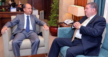 وزيرا الصناعة وقطاع الأعمال العام يبحثان تعزيز التعاون المشترك