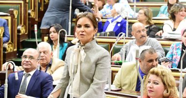 وزيرة الاستثمار : قانون "التأجير التمويلي والتخصيم" يشجع المشروعات الصغيرة
