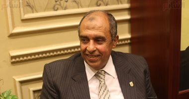 وزير الزراعة: القطاع الزراعى يدفع مصر لتمضى فى طريقها نحو التنمية الحقيقية
