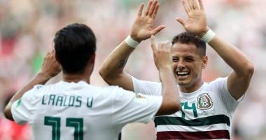المكسيك تحقق الفوز الثانى على التوالى فى كأس العالم أمام كوريا الجنوبية.. "ترى كولور" يحسم تأهله بالعلامة الكاملة فى أول جولتين ويشعل الصراع فى مجموعة ألمانيا.. وتشيتشاريتو  "الأفضل فى المباراة" يصنع التاريخ