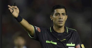 الـ"VAR" يدير لقاء البرتغال وايران والحكم البارجوانى خارج الخدمه " فيديو" 