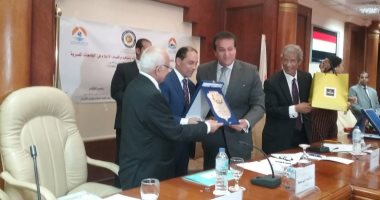 وزير التعليم العالى يفتتح فعاليات المؤتمر العلمى لتطوير دراسات المرحلة الجامعية