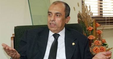 وزير الزراعة يكلف بتكثيف الحملات الرقابية على الأسواق لضبط المبيدات المغشوشة