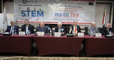 مستشار وزير الاتصالات: منظومة التعليم بصدد التحول للشكل الرقمى - صور