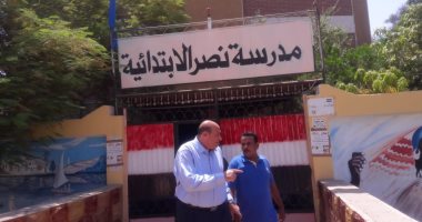 "قوافل ضبط الأداء بأسوان" تشن جولة مفاجئة على 12 مدرسة