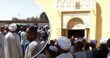 صور.. أهالى ساحة آل الطيب بالقرنة يشيعون جثمان شقيقة شيخ الأزهر.. مساعد وزير الداخلية ومدير الأمن يشاركان فى تشييع جثمان شقيقة الإمام.. والأهالى يؤدون صلاة الجنازة بمسجد الأسرة ودفن الجثمان بمقابر العائلة