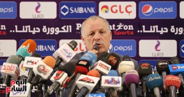 أبو ريدة: "فيفا" تحمل إقامة المنتخب فى روسيا - صور