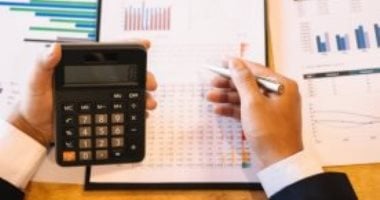 حسابات الشركات المصرية بالخارج.. جهاز الإحصاء يكشف: أكثر من مليار دولار مسحوبات الشركات المصرية إلى الداخل عام 2019/2020.. و5 مليارات دولار تسهيلات من صندوق النقد و550 مليون دولار ودائع من الحكومات العربية
