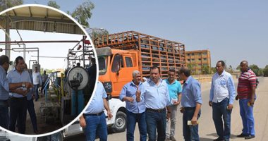 صور.. الأقصر تكثف الرقابة على المخابز ومستودعات البوتاجاز ومحلات صرف التموين.. وتخصص رقم أرضي للإبلاغ عن مخالفي الأسعار الجديدة.. وتضبط 11 أسطوانة بوتاجاز ناقصة الوزن.. وتحرير محاضر لـ428 مخالفة تموينية