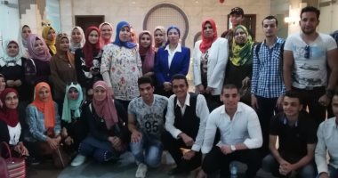 وزيرة البيئة تؤكد ضرورة دمج الطلاب فى المشروعات البيئية