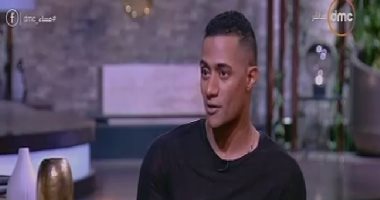محمد رمضان لمنتقديه: "لوحتى لم تكتمل.. وكل شخص حر فى لوحته" (فيديو)