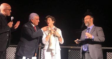 صور.. عمدة فيتيربو بإيطاليا يكرم زاهى حواس.. بحضور ليلى علوى