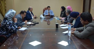 وزير الرياضة يلتقى نيفين جامع رئيس جهاز تنمية المشروعات الصغيرة والمتوسطة
