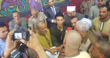 الكفن ينهى خصومة ثأرية بين عائلتى "مجاهد وعامر" بالبدارى بأسيوط