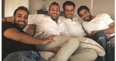 أحمد السعدنى ينشر صورة مع الكيلانى وفهمى