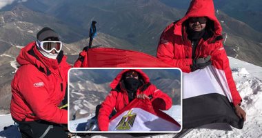 فرحة ما تمت.. إسلام وسارة صعدا قمة جبل إلبروس فى روسيا لرفع علم مصر.. واجها خطورة التعلق بالمرتفعات ودرجة حرارة 20 تحت الصفر.. يؤكدان: كنا نتمنى توجيه تحية إلى منتخب مصر بالصعود.. والجبل خامس أعلى قمة فى العالم