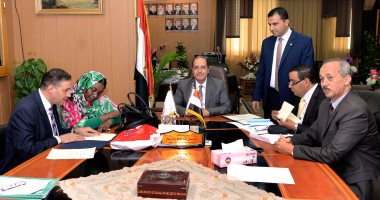 كلية الطب البيطرى بالمنصورة توقع مذكرة تفاهم مع كلية الإمام الهادى بالخرطوم
