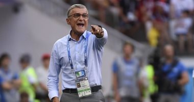 رسميا.. إقالة نافاوكا من تدريب بولندا بعد إخفاق كأس العالم