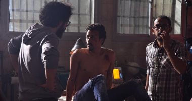 صور.. غموض وإصابات بين أبطال فيلم "122" فى كواليس الفيلم
