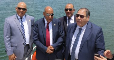 صور.. رئيس قضايا الدولة فى زيارة للممر الملاحى الجديد بقناة السويس 