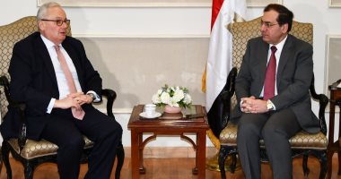 سفير إيطاليا لوزير البترول:نولى أهمية كبيرة لتعزيز التعاون مع مصر بمجالات الطاقة
