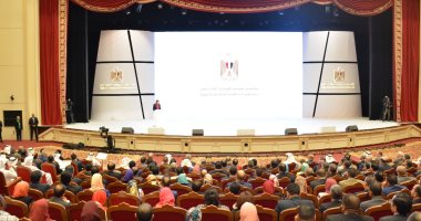 هالة السعيد: الحكومة تستهدف تحسين حياة المواطن من خلال الإصلاح الإدارى