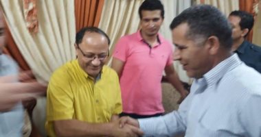 ملتقى رؤى للإبداع والنقد يكرم الدكتور سامى سليمان
