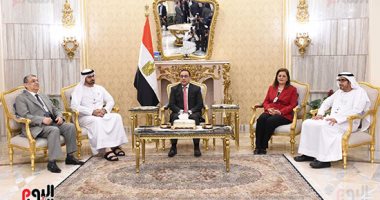 إطلاق جائزة مصر للتميز الحكومى.. رئيس الوزراء: سنوية برعاية الرئاسة.. مصر حققت مؤشرات ونتائج إيجابية فى معدلات النمو وانخفاض البطالة.. ووزير إماراتى: السيسى لديه رؤى مستقبلية للتحديث ونعمل مع مصر لبناء المنطقة