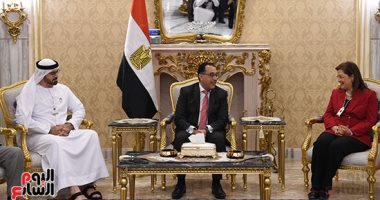 وزير شئون مجلس الوزراء الإماراتى: الرئيس السيسى لديه رؤى للتحديث الحكومى - صور
