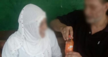 صور.. الداخلية تجمع سجين بزوجته المحبوسة فى لقاء خلف الأسوار