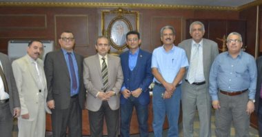 سفير اليمن يبحث مشكلات الطلاب فى مصر مع نائب وزير التعليم العالى 