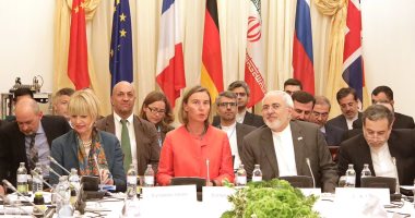 إيران وقوى عالمية تتفق على مواصلة العمل للحفاظ على الاتفاق النووى