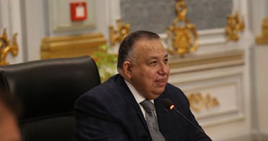 نقيب الأشراف يهنئ السيسى والشعوب العربية بليلة النصف من شعبان