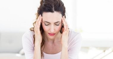 علاج صداع التوتر بطرق عديدة منها التدليك