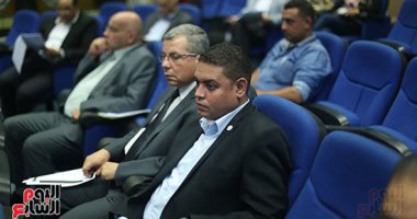 وزير الزراعة أمام البرلمان: لابد من تفعيل الكارت الذكى للفلاح - صور