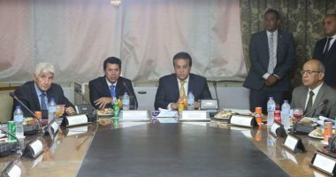 وزير الرياضة: طلاب الجامعات بداية عودة الجماهير للمدرجات
