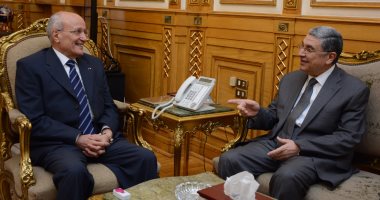وزيرا الكهرباء والإنتاج الحربى يبحثان التعاون مع الصين فى إقامة أبراج الكهرباء