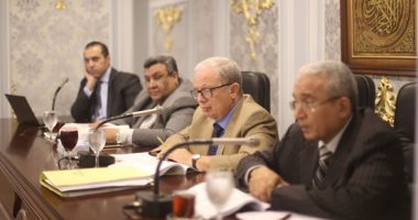 "خطة البرلمان" توافق على تدخل المالية كضامن لـ"القابضة للتشييد"