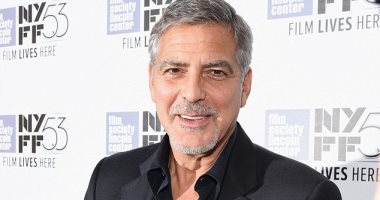 جورج كلوني يحصل على تكريم الإنجاز الوظيفي من مجلة AARP
