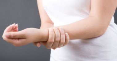 س وج.. كل ماتريد معرفته عن أسباب وأعراض وعلاج متلازمة النفق الرسغى