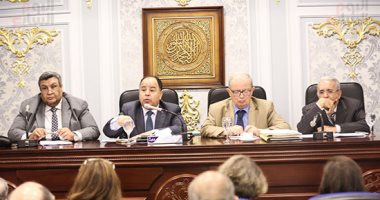 أعضاء "خطة البرلمان" يرفضون استثناء المنظفات من ضريبة الجدول بالقيمة المضافة - صور