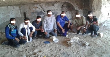 صور.. الداخلية: اكتشاف مدينة أثرية بالمنيا بها عشرات القطع النادرة
