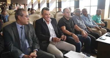 صور.. خالد مرتجى ومرجان ممثلا الأهلى فى ورشة عمل عودة الجماهير