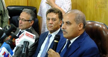 رئيس جامعة الأزهر: حريق مستشفى الحسين لم يكن بسبب الجرد - صور